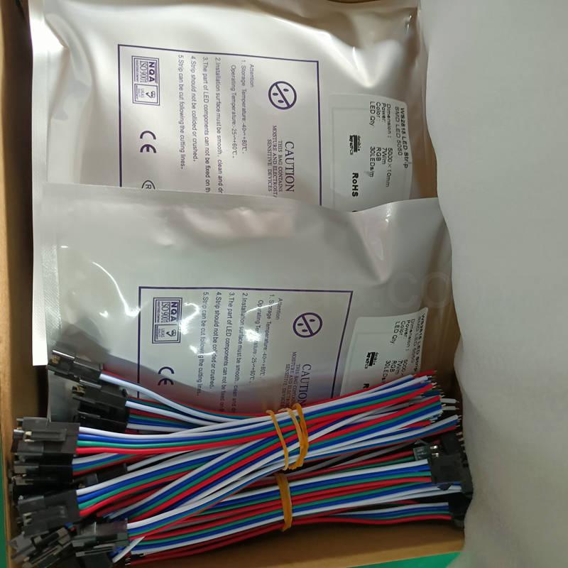 WS2815 LED strip bag package and connectors